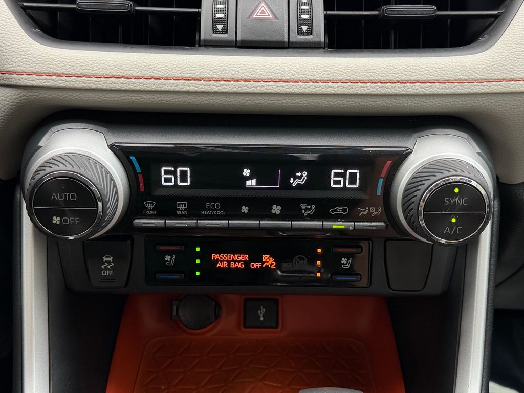 2020 Toyota RAV4 Adventure - Photo 31