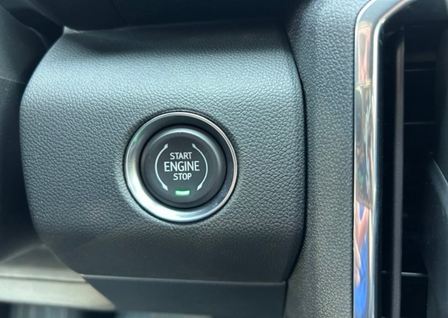 2026 GMC Acadia Elevation - Photo 28