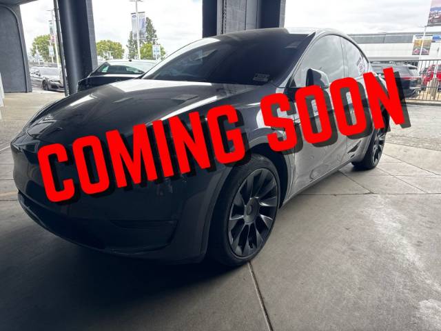 2023 Tesla Model Y Long Range