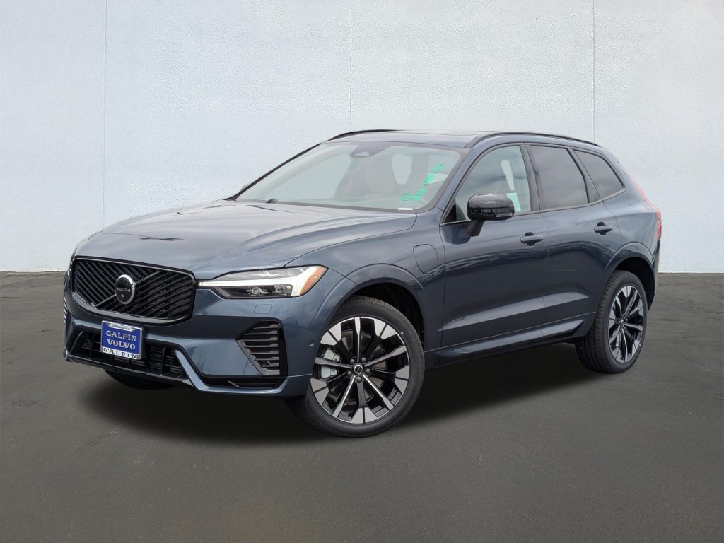 2026 Volvo XC60 Plug-In Hybrid Plus, T8 AWD Electric/Gasoline, Dark