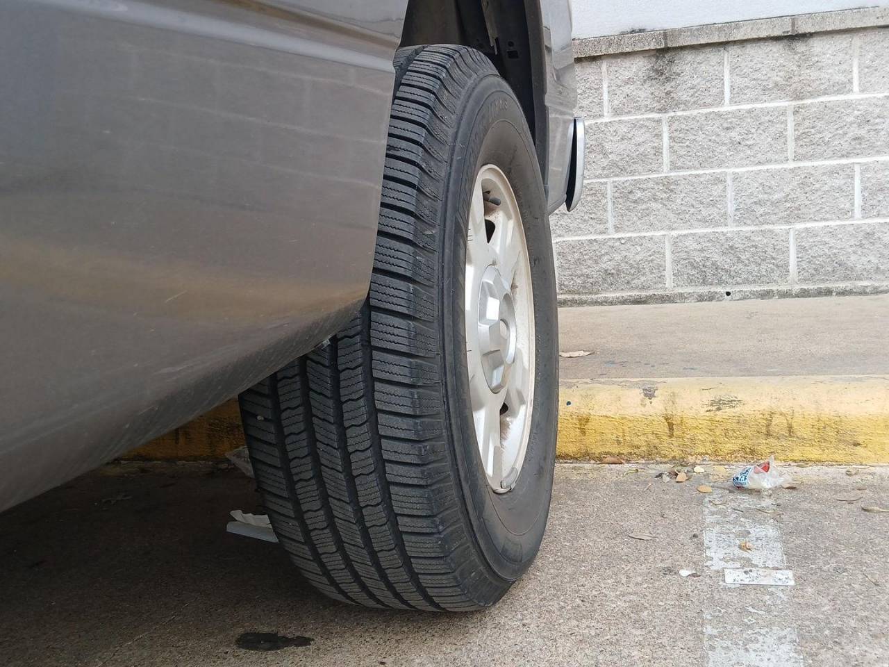 Used 2012 Ford F-150 XLT with VIN 1FTFX1CF8CFD07588 for sale in Buda, TX