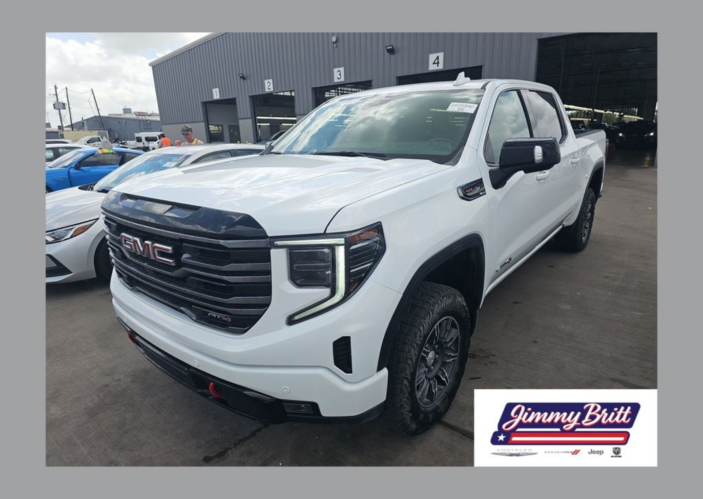 2025 GMC Sierra 4WD Crew Cab Short Box AT4's photo