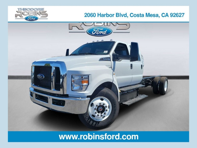 2027 Ford F-650SD Base