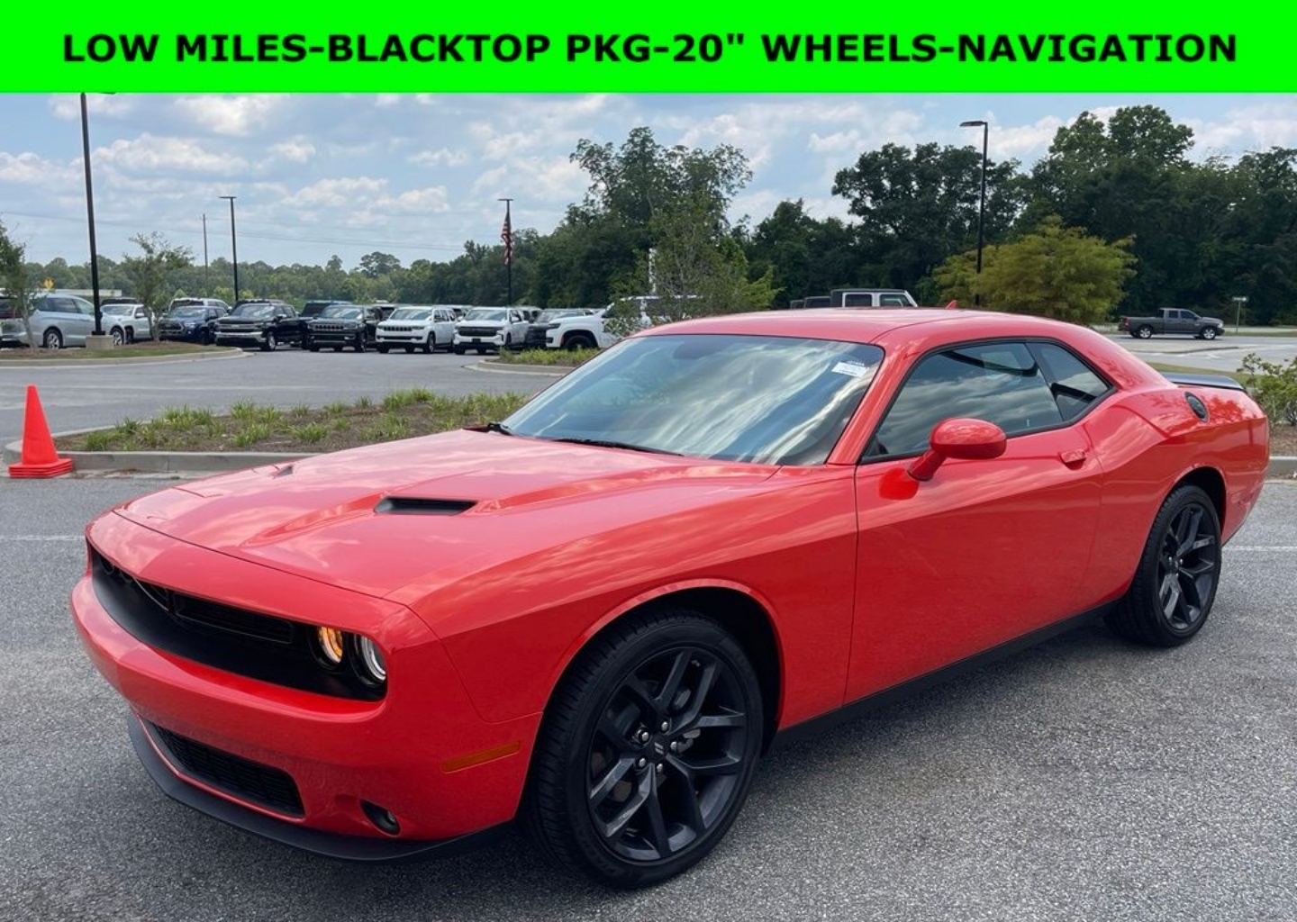 2023 Dodge Challenger SXT Auto's photo