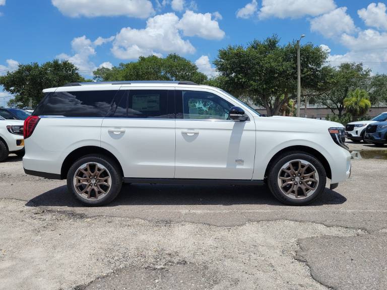 2027 Ford Expedition King Ranch