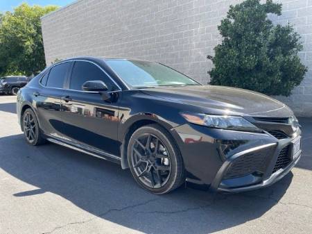 2023 Toyota Camry Hybrid SE