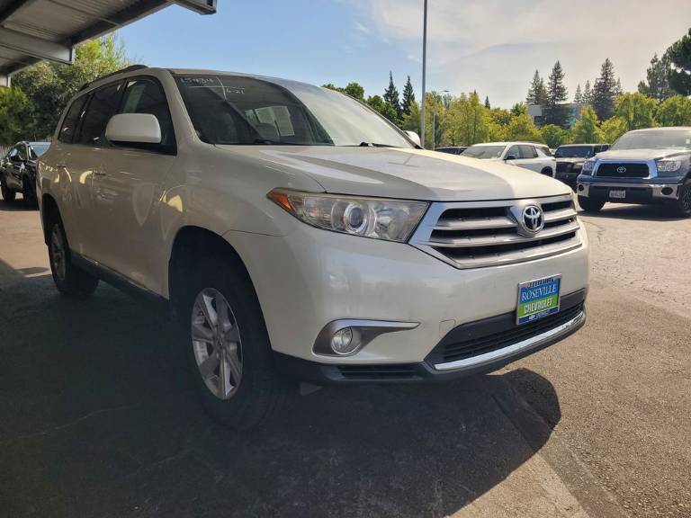 2013 Toyota Highlander SE