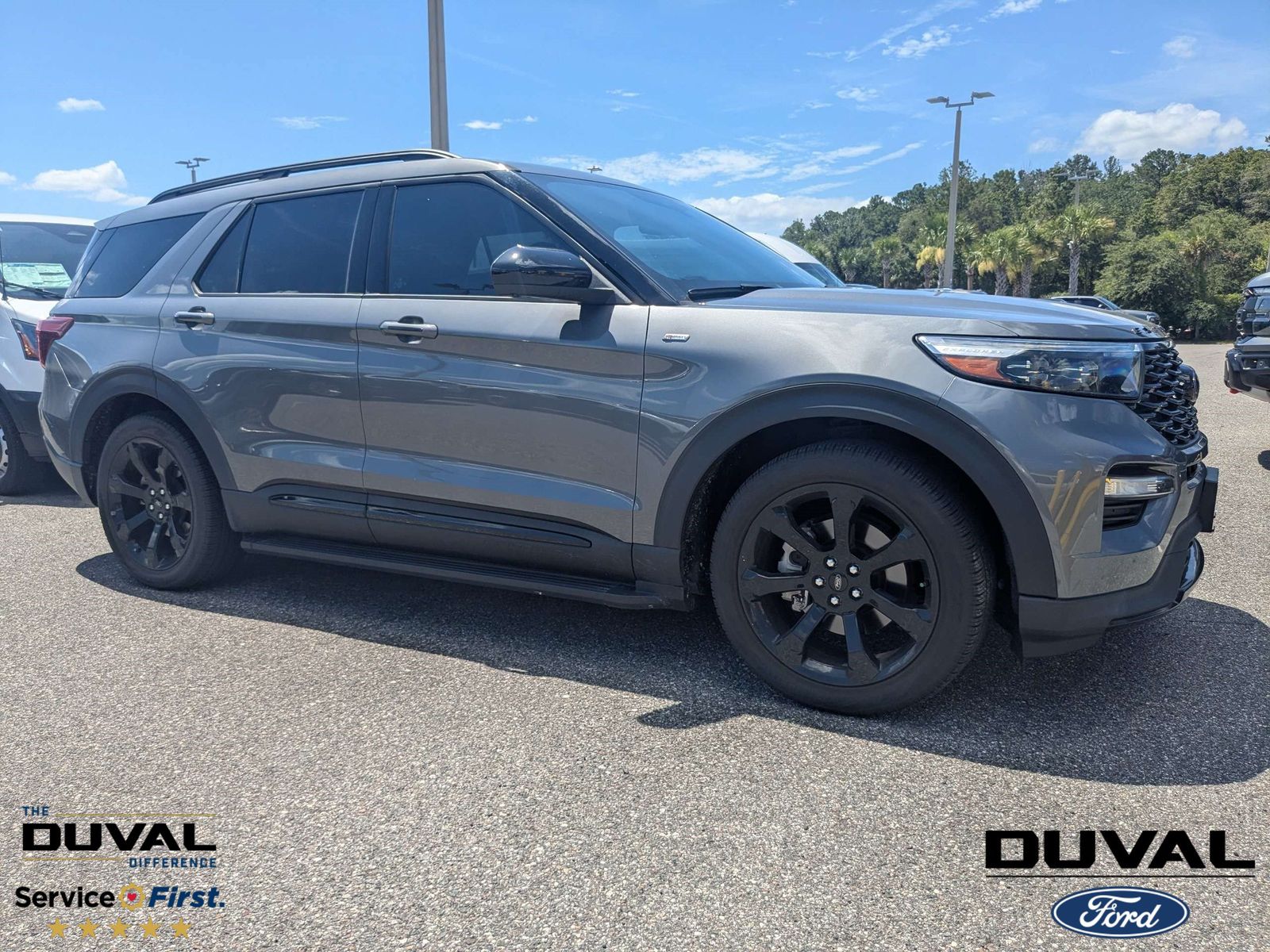 2023 Ford Explorer ST-Line