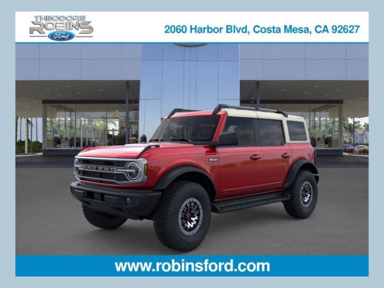2026 Ford Bronco Outer Banks