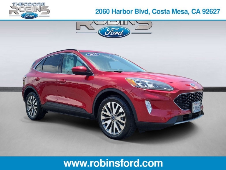 2022 Ford Escape Titanium