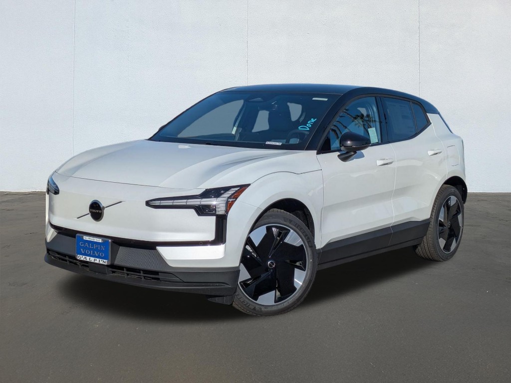 2026 Volvo EX30 Plus Twin Motor Performance, Fully electric