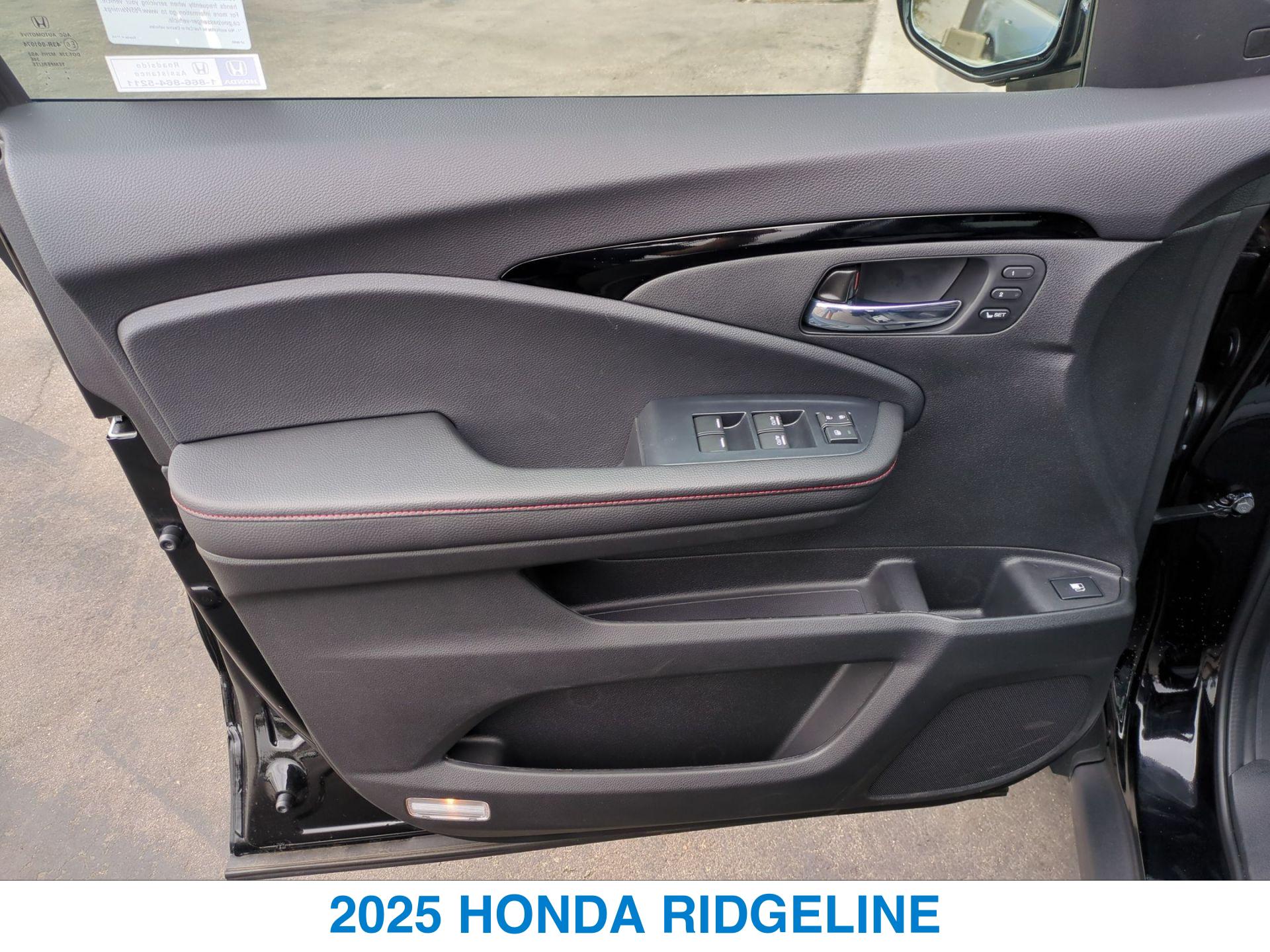 2025 Honda Ridgeline Black Edition - Photo 12