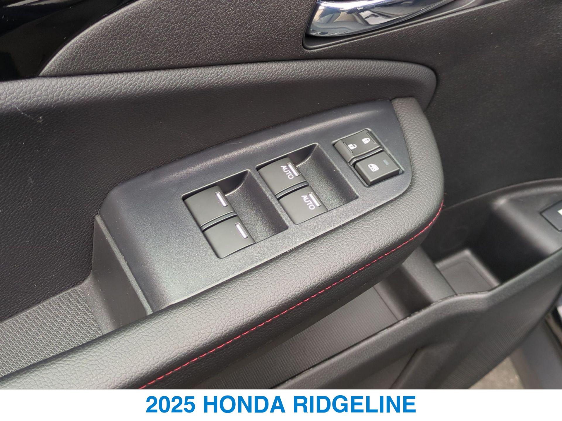 2025 Honda Ridgeline Black Edition - Photo 13