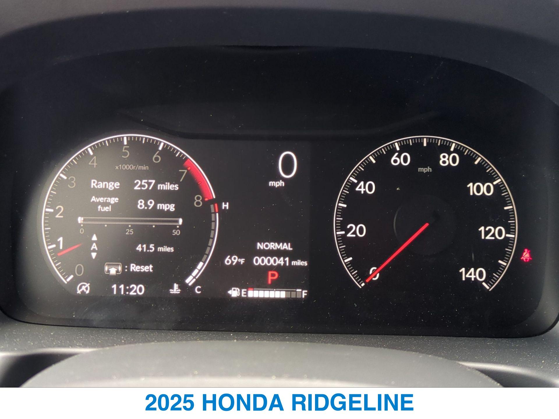 2025 Honda Ridgeline Black Edition - Photo 16