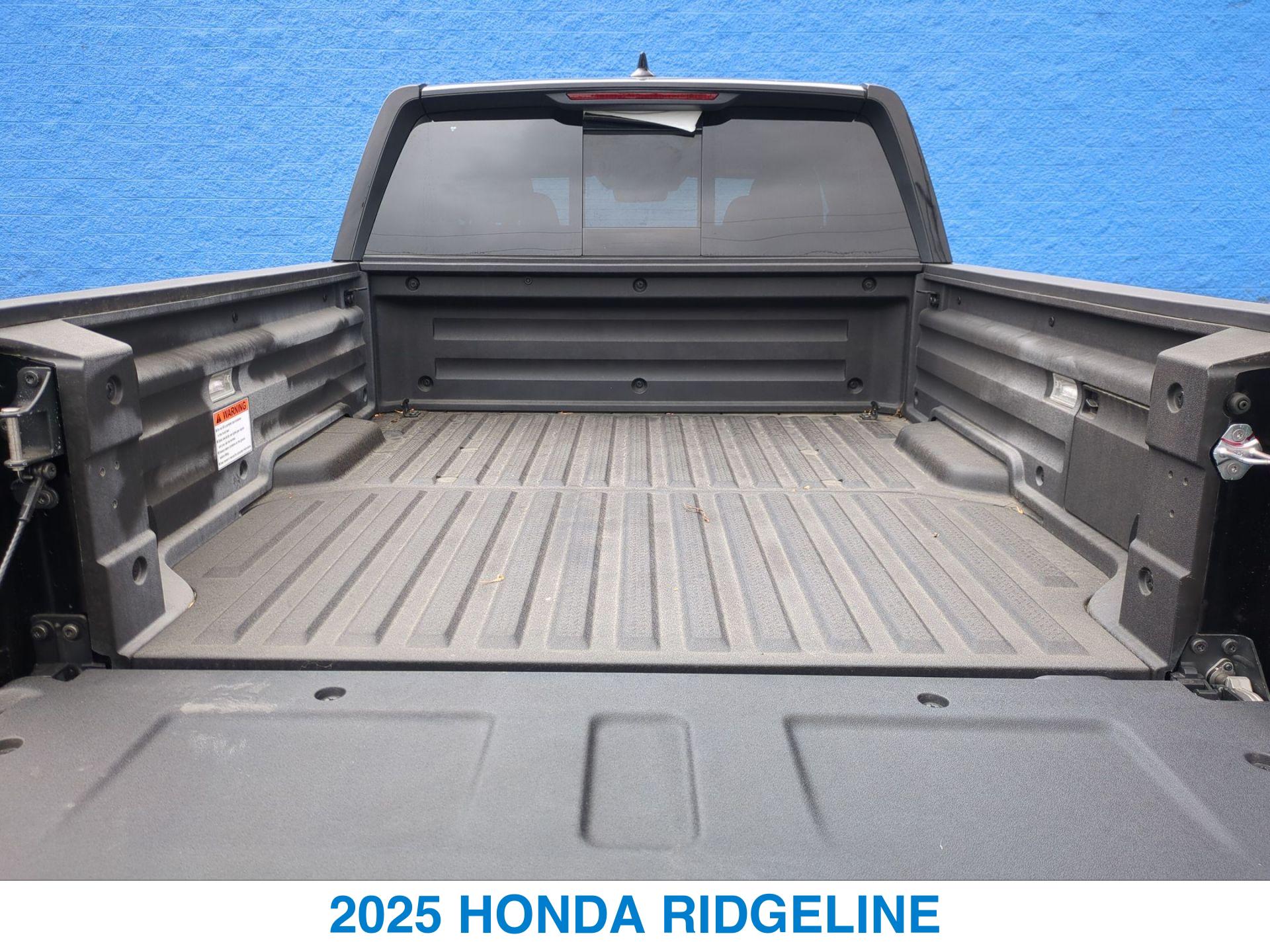 2025 Honda Ridgeline Black Edition - Photo 23