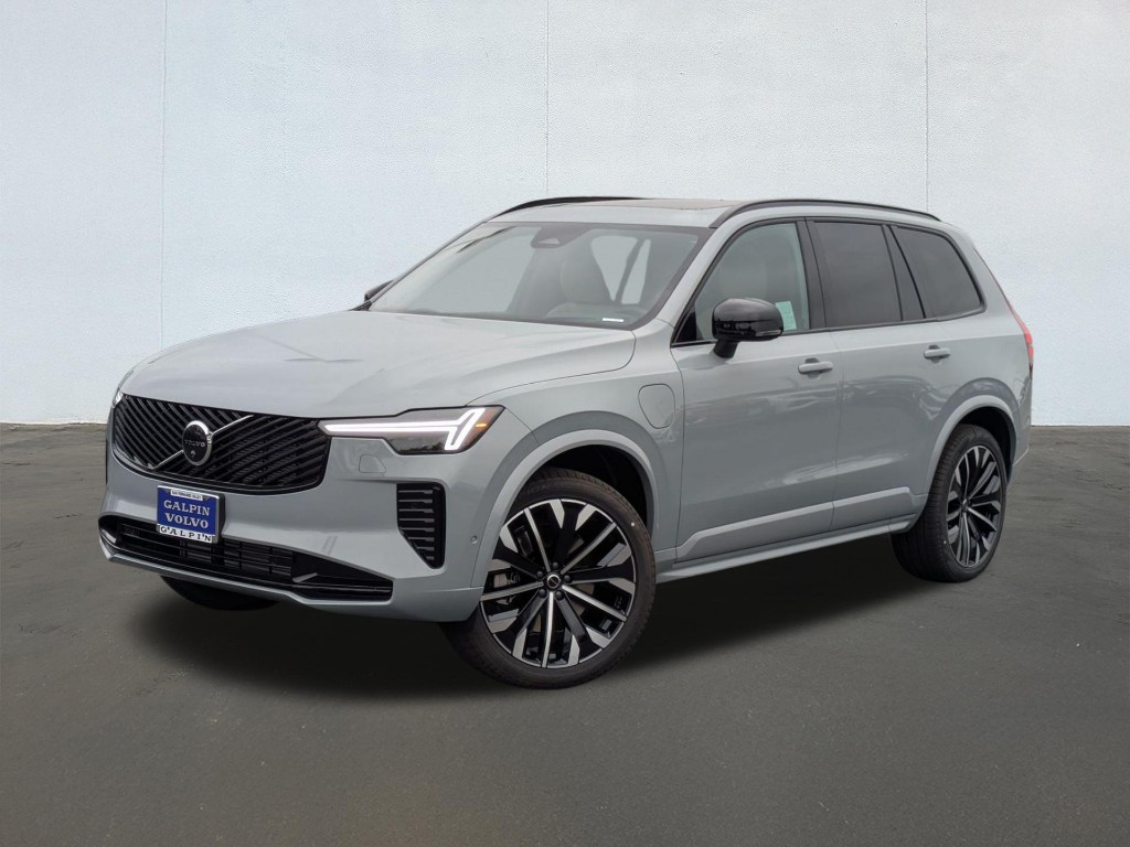 2026 Volvo XC90 Recharge Plug-In Hybrid Ultra Dark Theme, T8 AWD, Electric/Gasoline, 7 Seats