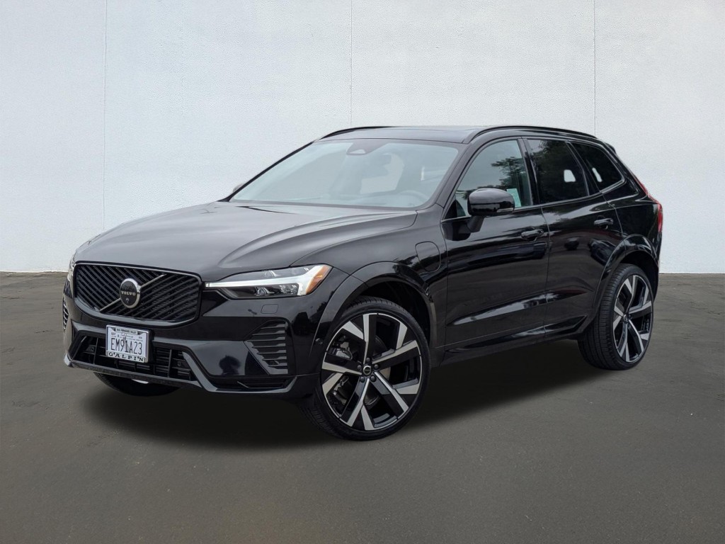 2026 Volvo XC60 Plug-In Hybrid Ultra, T8 AWD Electric/Gasoline, Dark