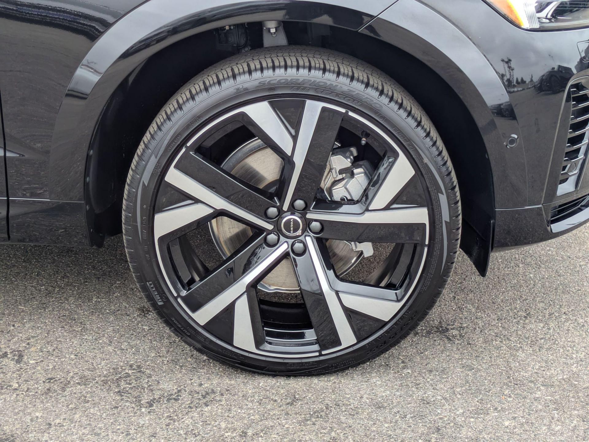 2026 Volvo XC60 Ultra - Photo 9