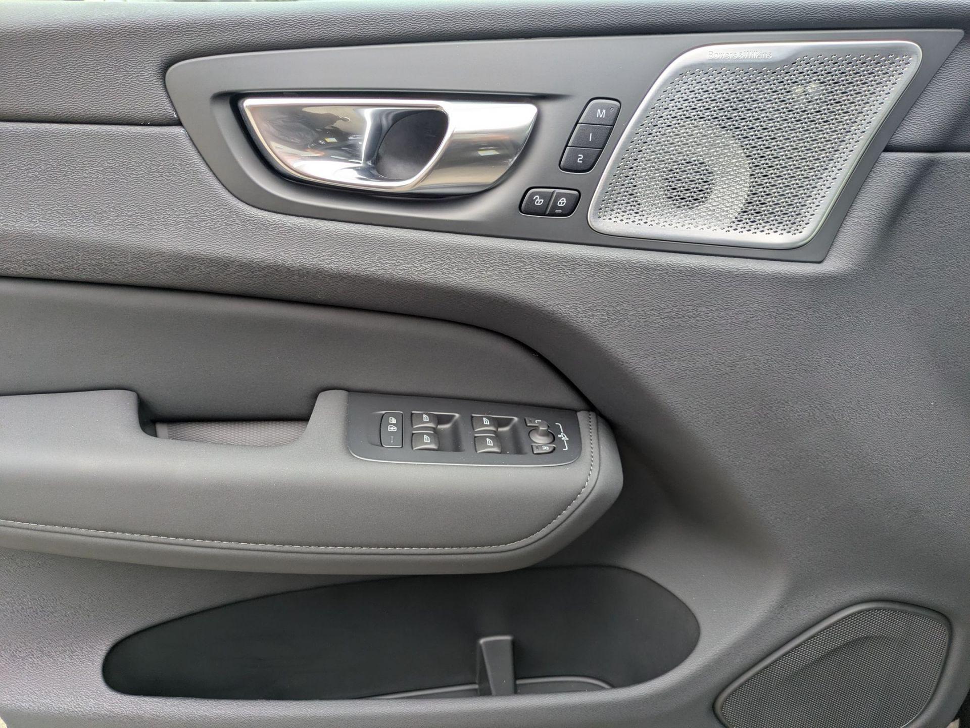 2026 Volvo XC60 Ultra - Photo 10