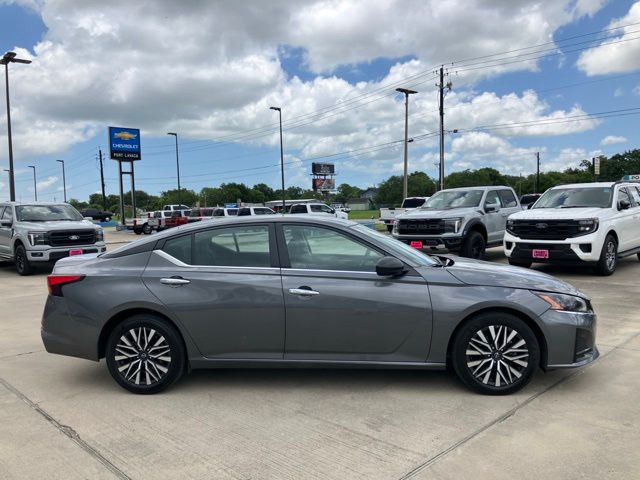 Used 2025 Nissan Altima SV with VIN 1N4BL4DV2SN304455 for sale in Port Lavaca, TX