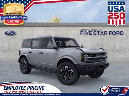 2026 Ford Bronco Outer Banks