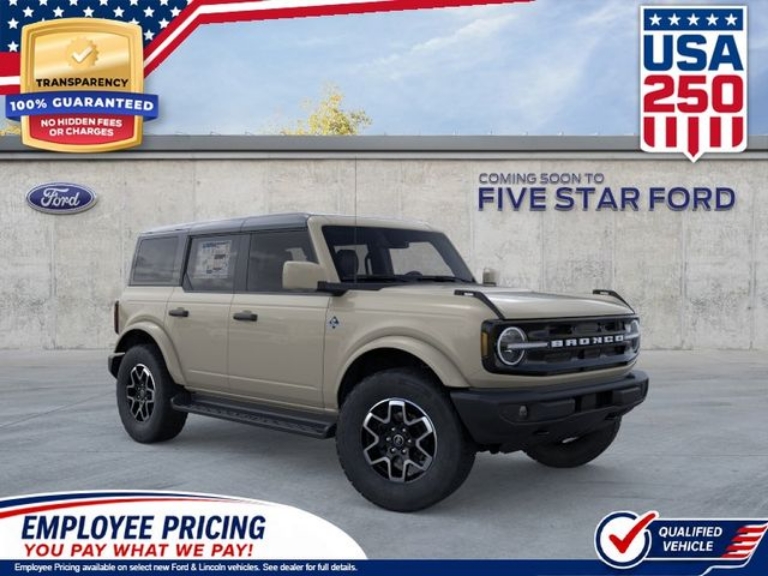 2026 Ford Bronco Outer Banks