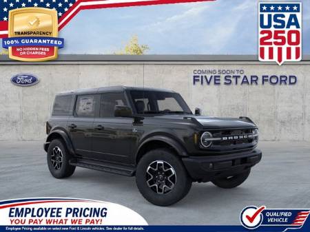 2026 Ford Bronco Outer Banks