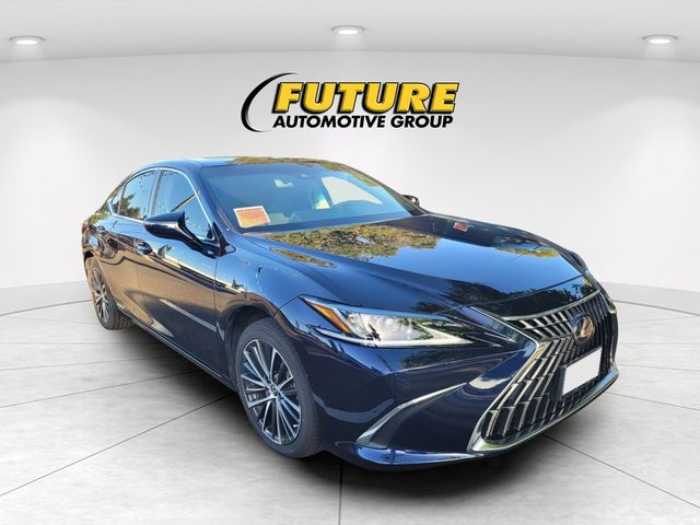 2022 Lexus ES 300H