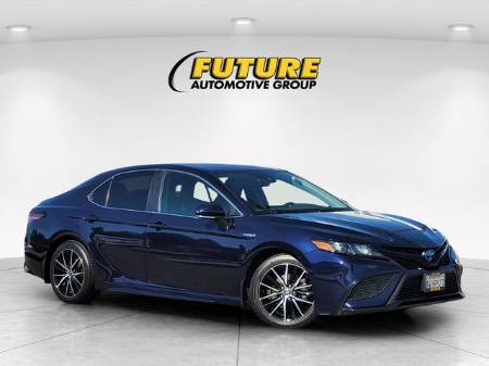 2021 Toyota Camry Hybrid SE