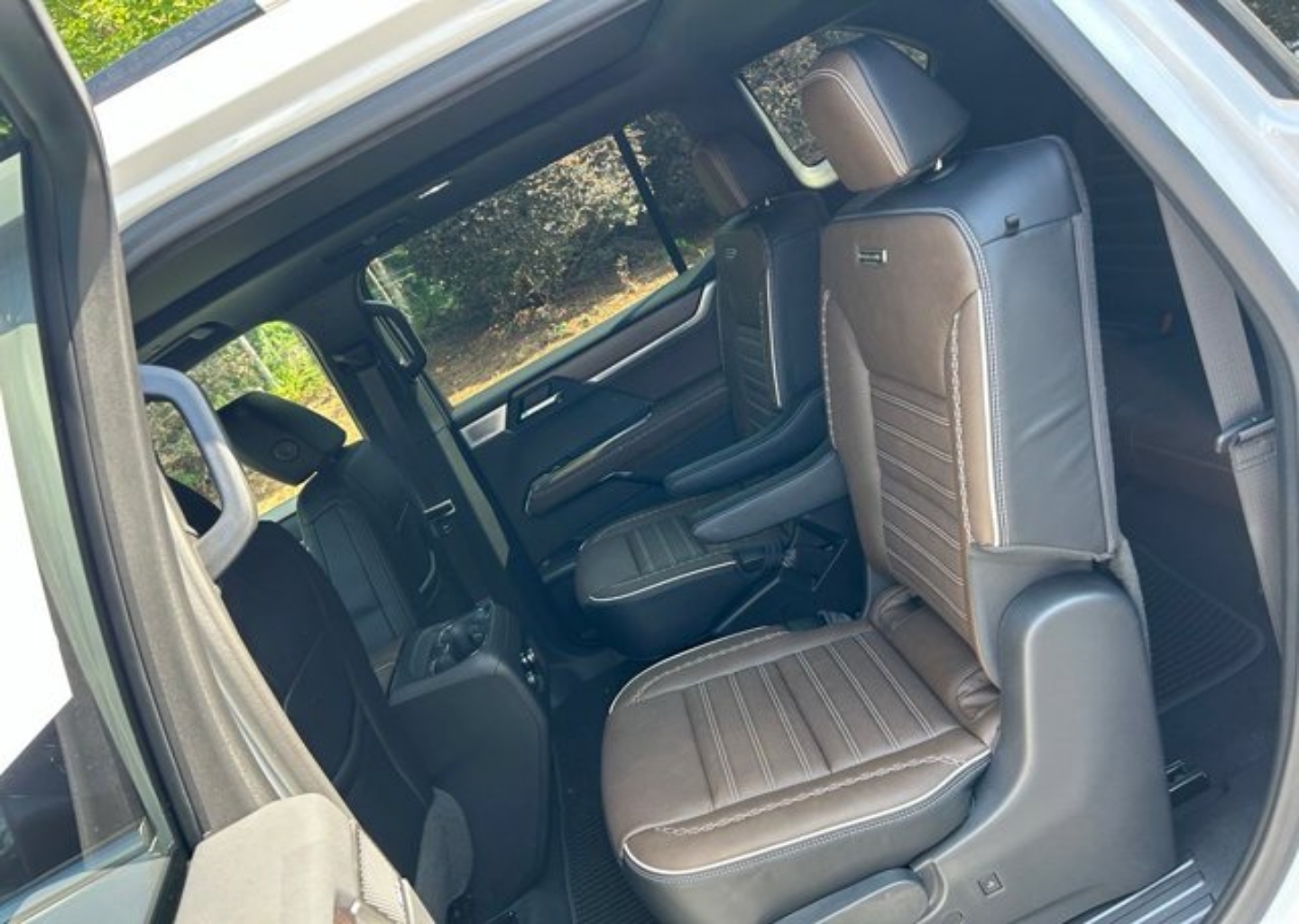 2026 GMC Acadia Denali Ultimate - Photo 40