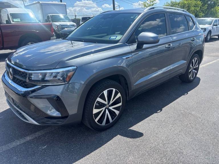 2022 Volkswagen Taos SE