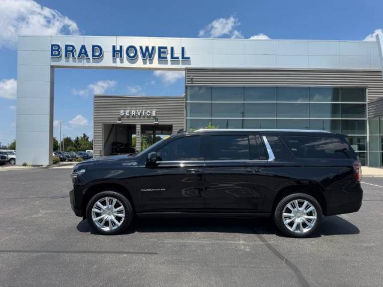 2023 Chevrolet Suburban High Country