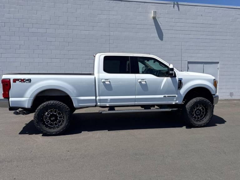 2017 Ford F-250SD LARIAT