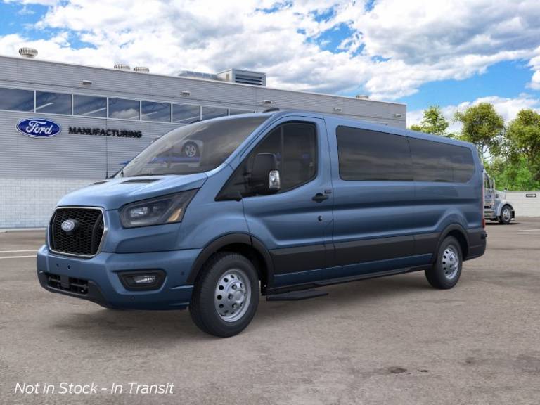 2026 Ford Transit Passenger Wagon XLT