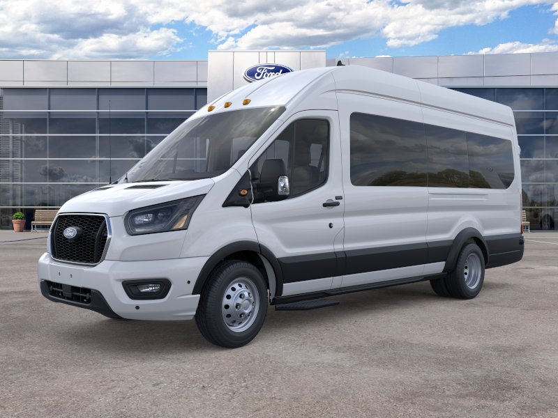 2026 Ford Transit Passenger Wagon XLT