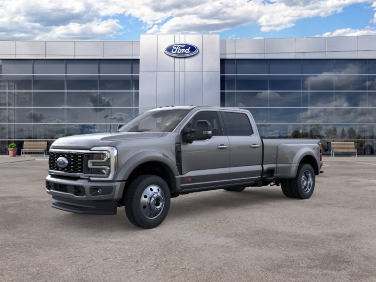 2026 Ford F-450 Super Duty Platinum