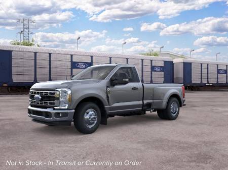 2026 Ford Super Duty F-350 DRW XLT