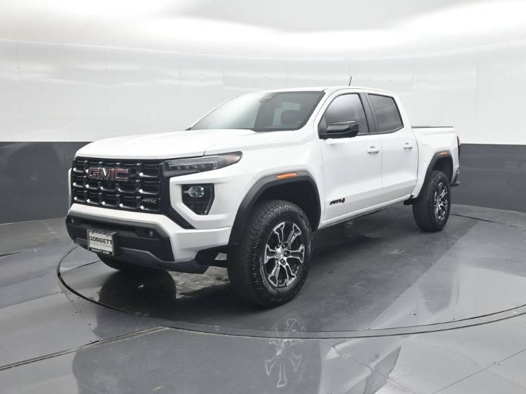 2024 GMC Canyon 4WD AT4