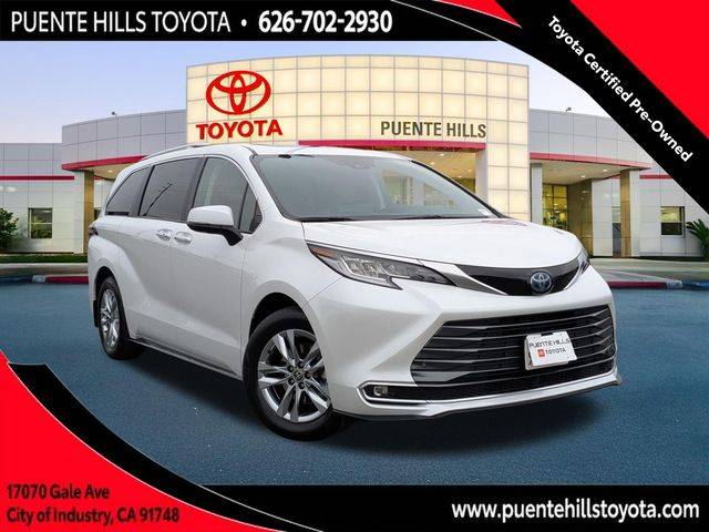 2023 Toyota Sienna Limited