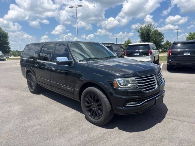 2015 Lincoln Navigator L Base