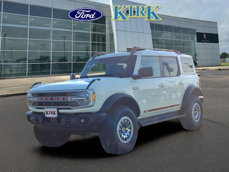 2026 Ford Bronco Outer Banks