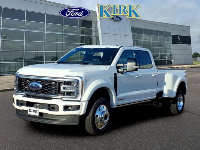 2026 Ford F-450 Super Duty Platinum