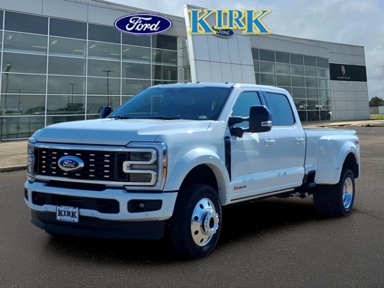 2026 Ford F-450 Super Duty Platinum