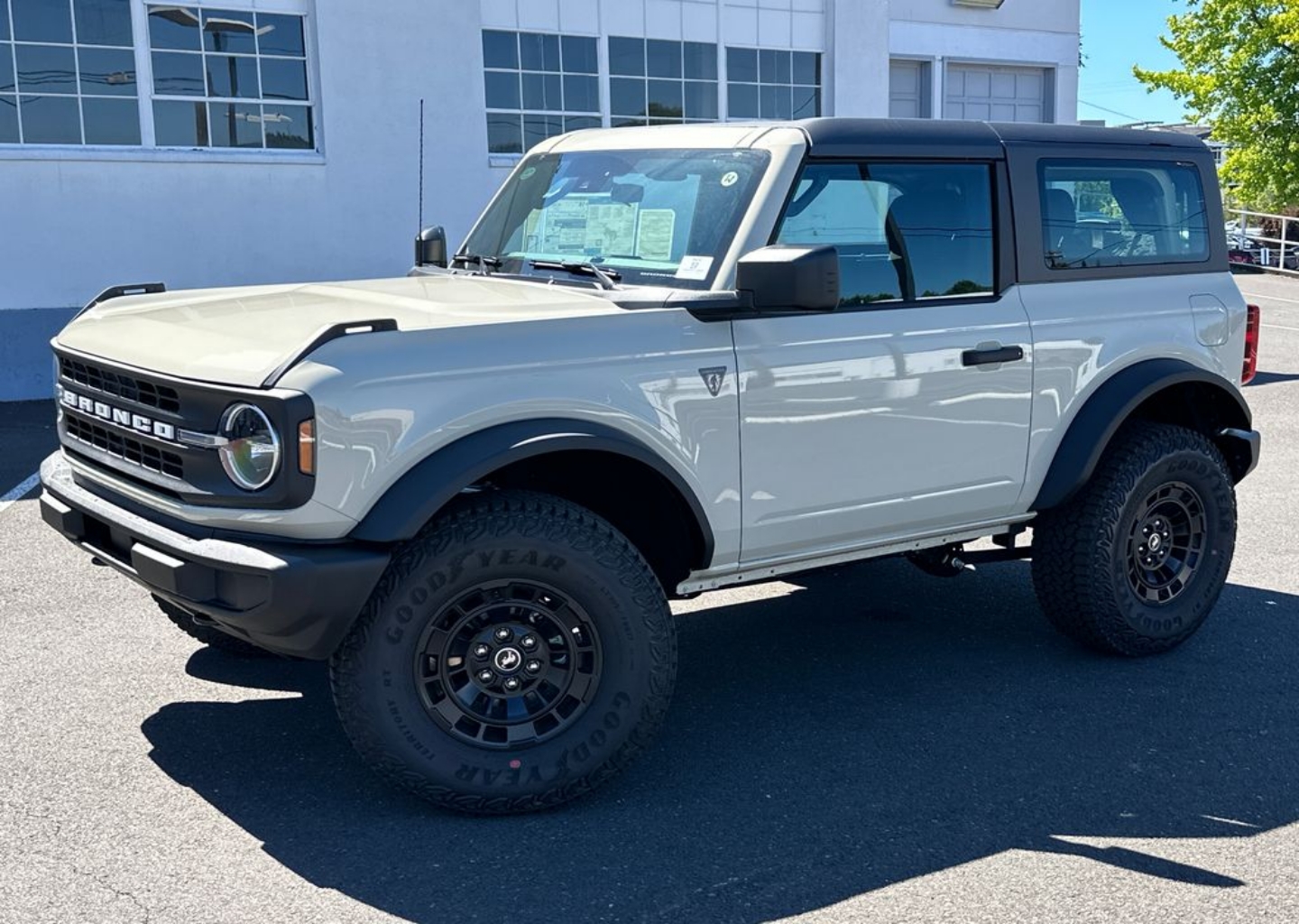 2026 Ford Bronco 2-Door Base