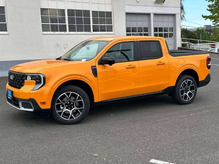 2026 Ford Maverick LARIAT