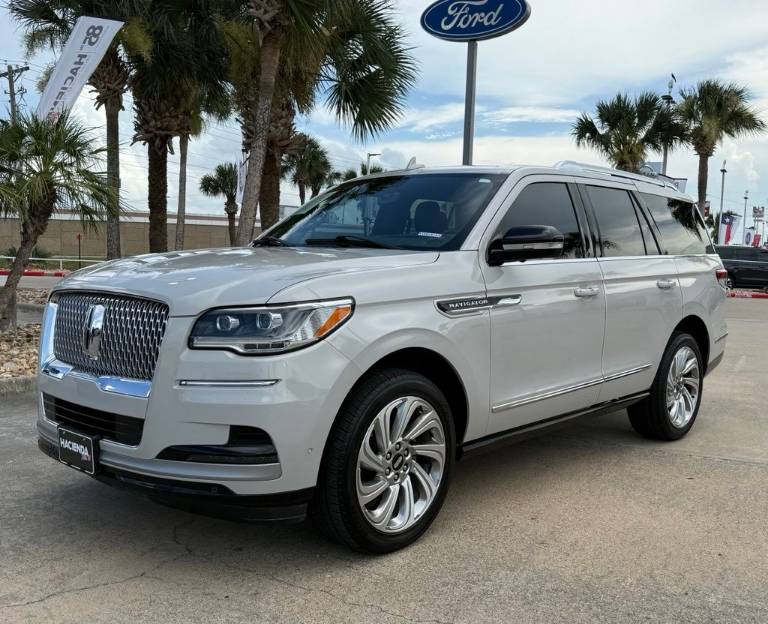 2024 Lincoln Navigator Reserve