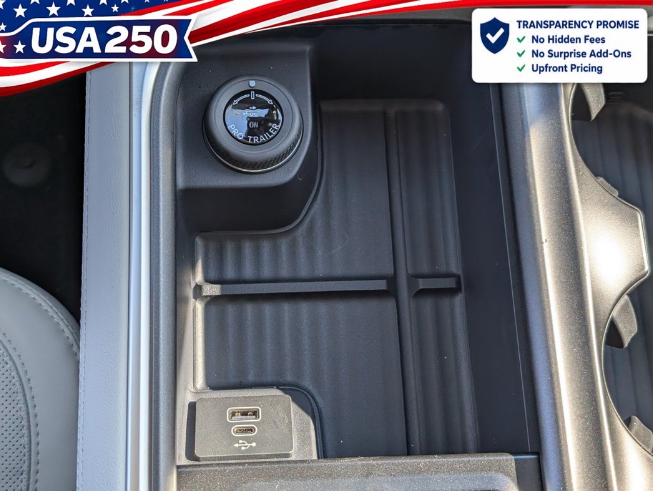 2026 Ford Expedition MAX Platinum | CarEdge | CarEdge