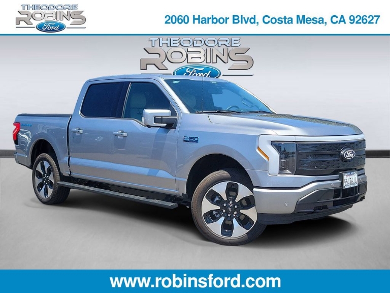2025 Ford F-150 Lightning Platinum