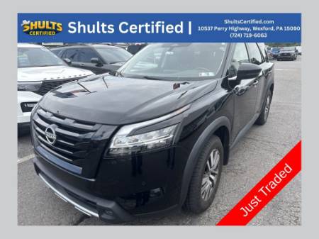 2023 Nissan Pathfinder SL