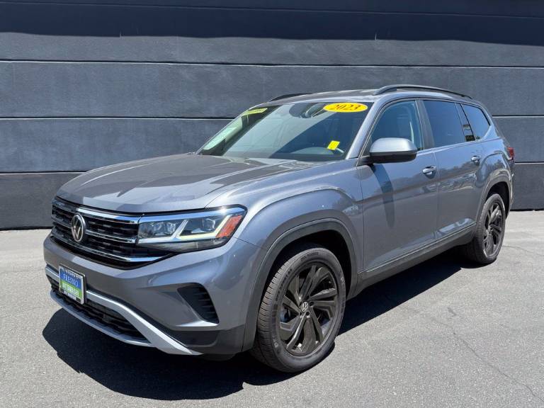 2023 Volkswagen Atlas 3.6L V6 SE w/Technology